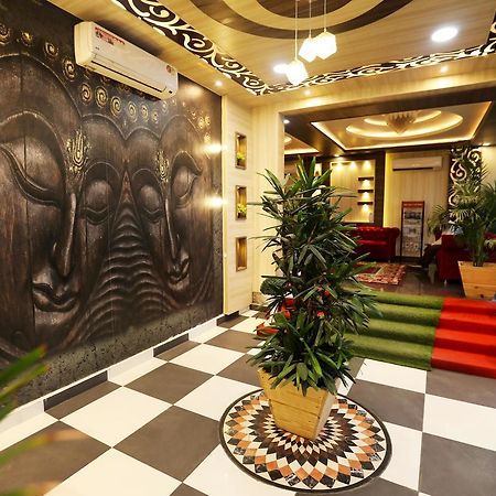 The Grand Orion Hotel Chinhat Luaran gambar
