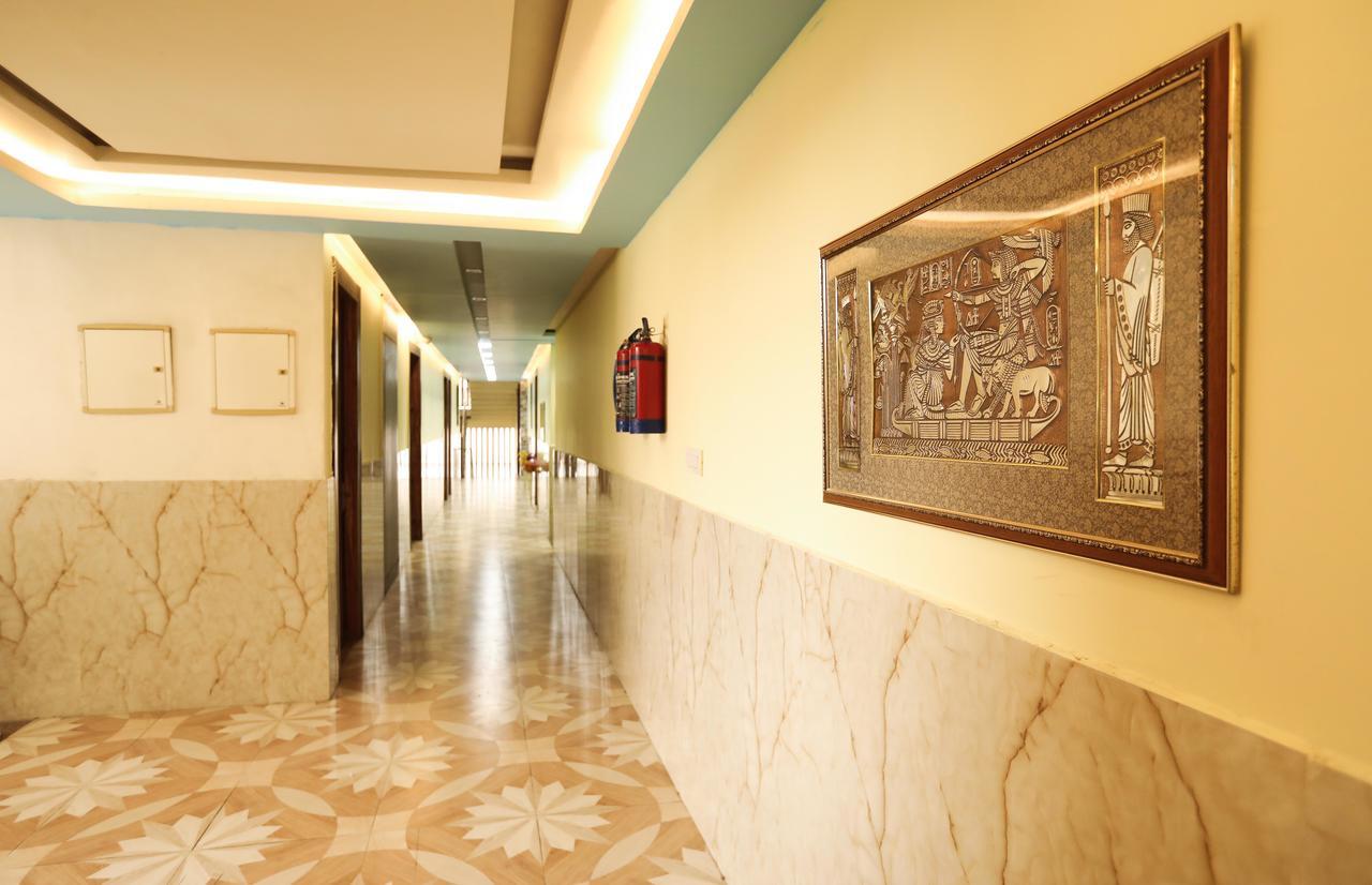 The Grand Orion Hotel Chinhat Luaran gambar